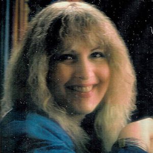 Annie Locke | 400x400 image